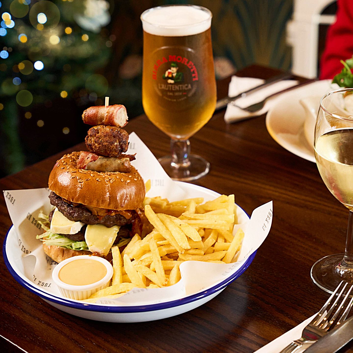 Festive Lunch & Dinner at The Steam Wheeler Braehead in Glasgow